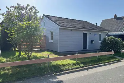 Image de * Top rénové * * WiFi * Maison en bois dans un endroit calme de digue, pour jusqu'à 5 personnes, bungalow