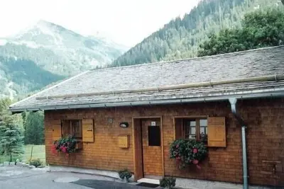 Image de Maison de vacances chaleureuse avec belle vue et très bon équipement
