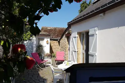 Image de La Traversière extérieur clos, plage 600m, commerces 100m, wifi