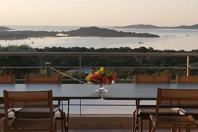Image de Villa vue première ligne sur le golfe de porto vecchio, toutes prestations