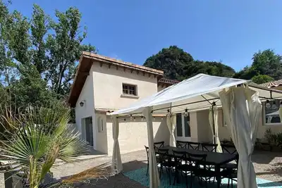 Image de La Villa du gardien - Château de Rochetaillée