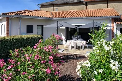 Image de Maison moderne près plage Aiguillon - 2 chambres, terrasse, jardin, parking - Calme et confort