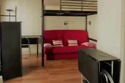 Image de Studio idéalement situé à 2 pas du vieux port, plein coeur du centre historique