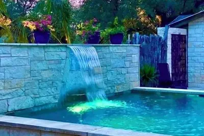 Image de Maison cool à Concan avec piscine fantastique!