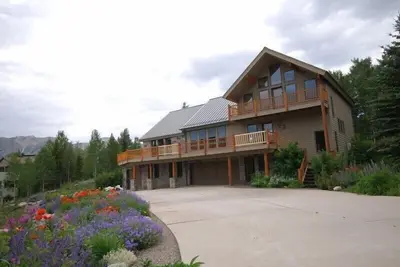 Image de Mtn de luxe. Accueil w / Hot Tub! Vues! Aile des enfants! Cuisine gastronomique!