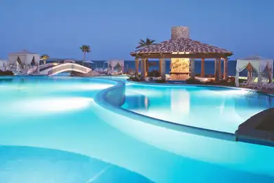 Image de Belle Sunset Beach! Oceanview Luxury Suites Seulement 150 $ par nuit