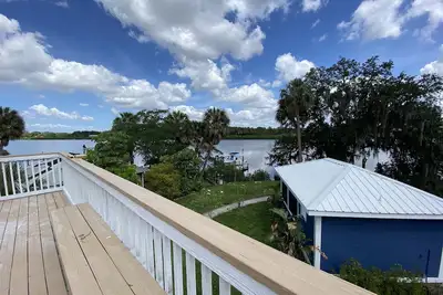 Image de Incroyable maison de vacances au bord de l'eau à Tampa