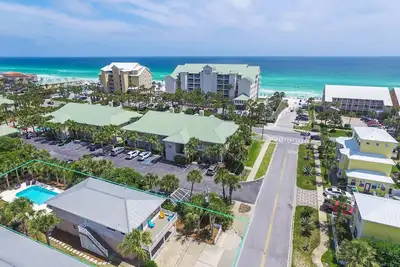 Image de 5br Vues sur la plage | Immense piscine privée | Tiki Bar | 2 cuisines | 2 salons