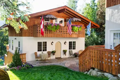 Image de Haus Hanika B&B La suite de l'ours noir sur la rivière