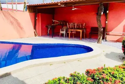 Image de Lavish Beach House - Piscine et coucher de soleil spectaculaire