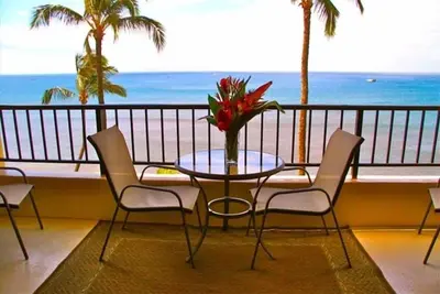 Image de Direct Ocean Front Condo Sugar Beach # 527