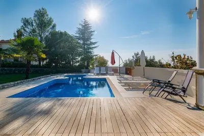 Image de Appartement d'une chambre avec la terrasse Opatija - Pobri, Opatija (A-16390-a)