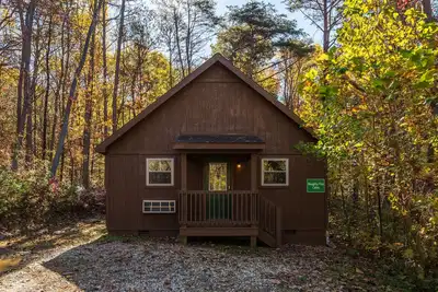 Image de Cabine-Salle de bain privée-Standard-Naughty Pine Cabin