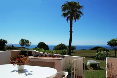 Image de Face Mer 1er rang vue mer exceptionnelle-piscines-plage sable fin-Internet fibre