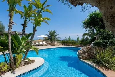 Image de Spectaculaire maison pour 10 personnes avec air conditionné, piscine privée, wifi