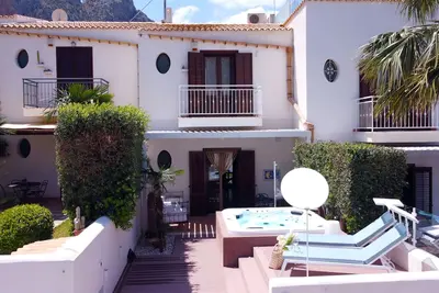 Image de Villa Luna vue mer avec jardin et barbecue