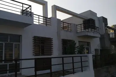 Image de Pinewood Villa comme une chambre d'hôtes Lucknow