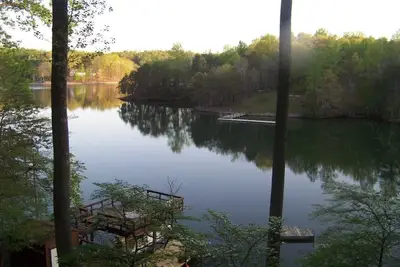 Image de Making Memories -Situé sur marqueur de mile Roanoke R 26