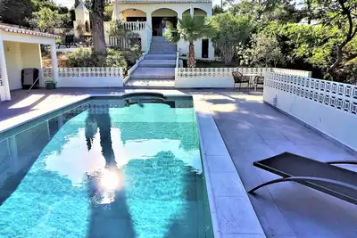 Image de Villa située à proximité des plages avec beaucoup d'intimité