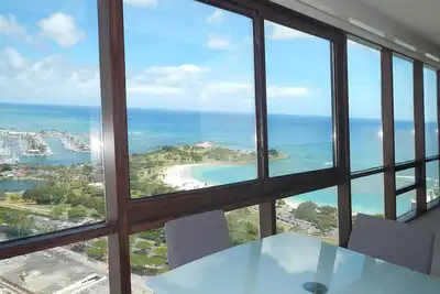 Image de Vues du 44e étage-Ala Moana-Ocean / Diamond Head