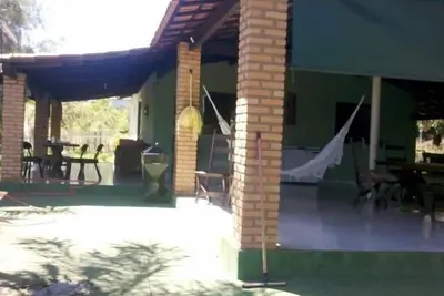 Image de Maison complète au bord du lac Corumba Iv