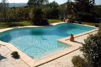 Image de Villa de charme piscine, Avignon, 6 personnes, grand jardin mediterraneen