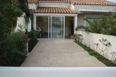 Image de Belle villa de vacances, idéale pour vacances reposantes, située à 10 mn de la mer