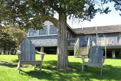Image de Chalet isolé, spacieux, propre, accueillant pour animaux de compagnie qui dort 6
