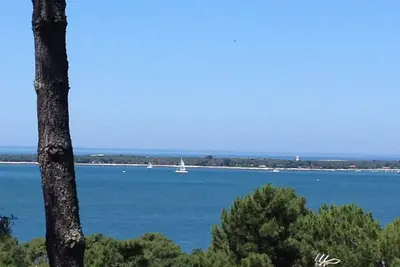 Image de Pyla sur Mer, villa avec superbe vue bassin, très lumineuse, piscine
