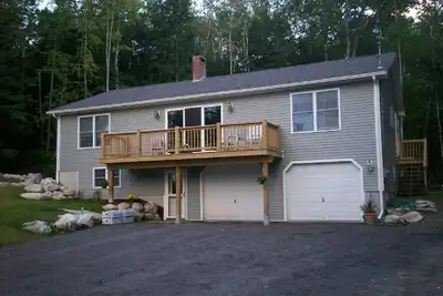 Image de Belle maison au bord du lac sur le lac Brewer