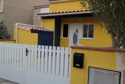 Image de Maison a permis de récupérer avec une grande cuisine, vue sur la mer, terrasses, jardin, chiens