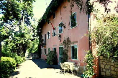 Image de Très jolie suite indépendante tous conforts, B&B en maison de charme