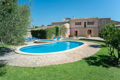 Image de Piscine pour enfants, endroit calme avec vue panoramique, charmante maison de campagne,