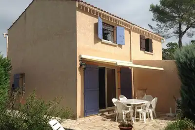 Image de Maison avec jardin, domaine sécurisé au calme, T3\nT3  pièces climatisées