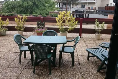Image de Grand studio et sa  terrasse  de  40m² avec véranda de 5m²
