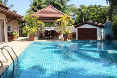 Image de Phuket: villa individuelle de luxe avec jardin et piscine