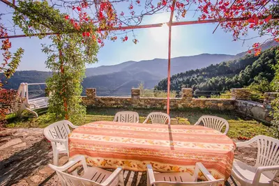 Image de Maison individuelle avec piscine privée près de Pisa et met. Endroit très calme