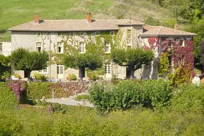Image de Château de Charfetain, proche de Lyon et au coeur de la Nature