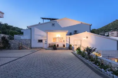 Image de * Appartements Kaskada avec vue sur la mer dans Marina à Trogir * 100 mètres de la plage