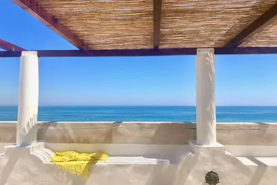 Image de Exclusive et charmant penthouse à seulement 20 mètres de la mer, 4 personnes