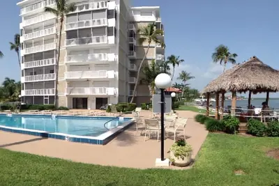 Image de Marco Tower Condo sur IsIes de Capri - Privé et Paisible