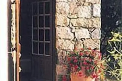 Image de Idyllically situated house in the style of a Corsican bergerie