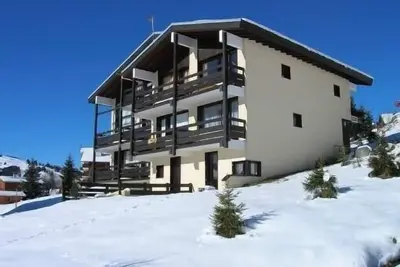 Image de Appartement centre station des Saisies. Vue montagne, proche commerces et pistes