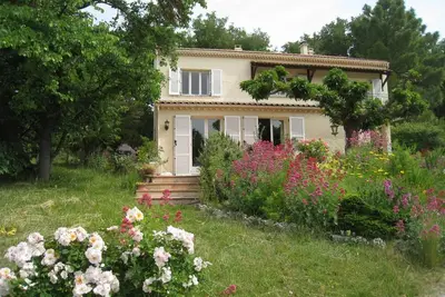 Image de Very quiet villa in Provencal Drôme, private fenced swimming pool of 10 m