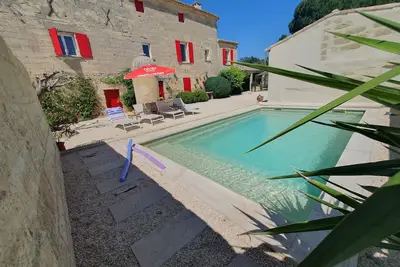 Location Mas Provençal avec piscine privée Uzés Pont du Gard