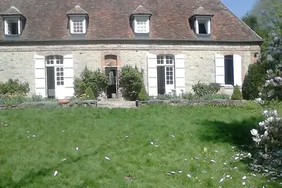 Image de Maison de campagne, grand jardin, 9 couchages, Villers Vermont