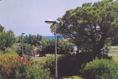 Image de Beau T3, 150m de la plage, 2 chambres, grande loggia, parking sécurisé.