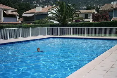 Image de Appartement luxueux climatisé dans résidence privée avec piscine- Wifi