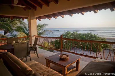 Image de Au calme en bord de mer avec vue 1br + panoramique sur l'océan et la plage de sable de natation