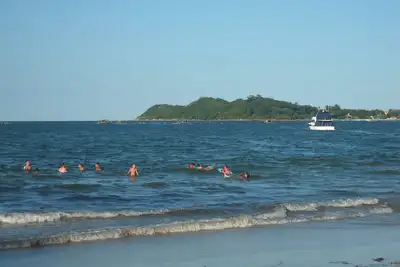 Image de Maison New Beach à 550 mètres de la plage et à 200 mètres de la Beto Carrero World.